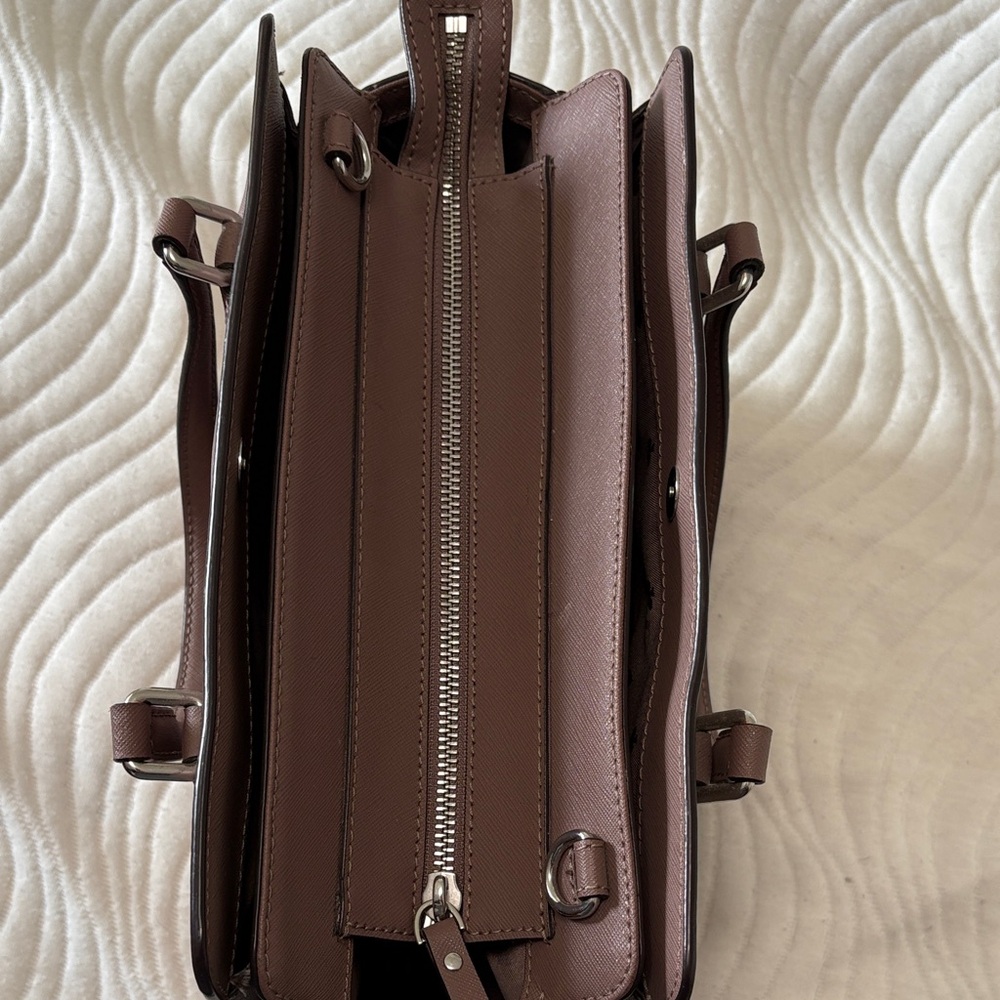 Kate Spade - Picture 5 of 6